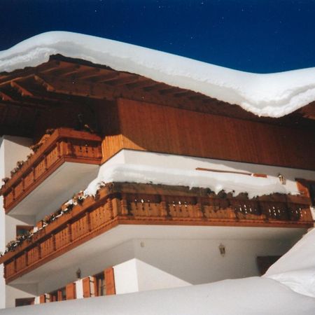 Апартаменты Casa Gomes Гашум Экстерьер фото